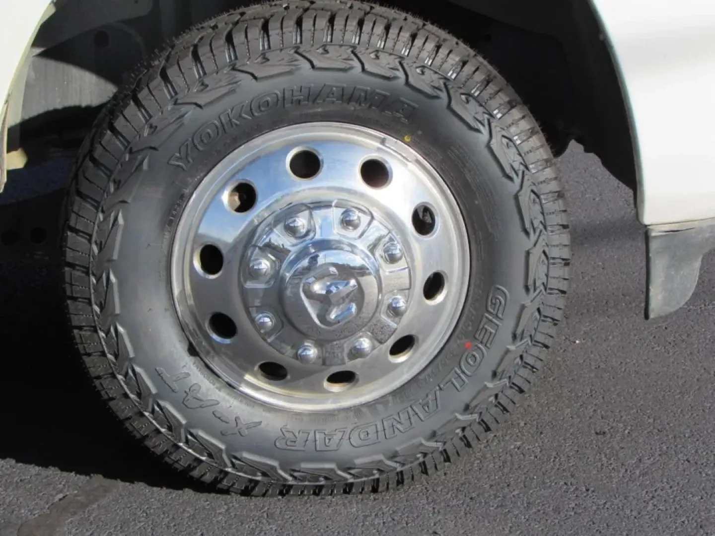 2022 /Black Ram 3500 Laramie (3C63RRJLXNG) with an Other engine, located at 12830 Highway 21, De Soto, MO, 63020, (636) 337-7777, 38.153099, -90.573624 - Are you ready to elevate your work and adventure game? Look no further than this stunning 2022 Ram 3500 4WD Laramie Crew Cab, now available at Pettus CDJR DeSoto, your trusted source for **quality used vehicles** in De Soto, MO. Whether you're hauling equipment for work, towing a trailer for your we - Photo#10