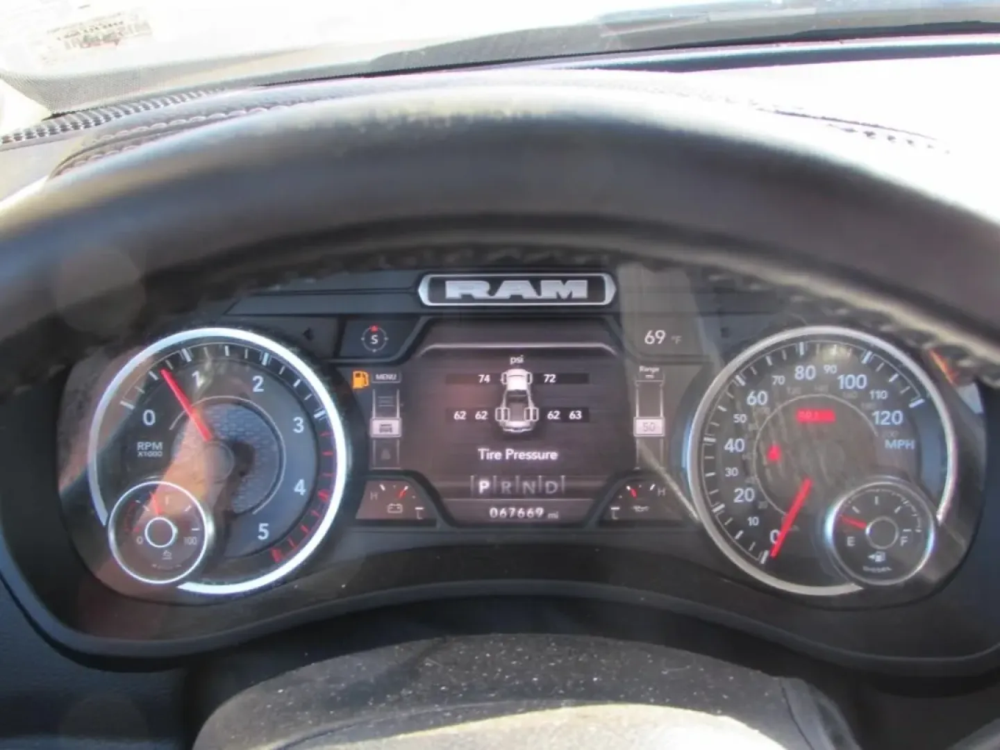 2022 /Black Ram 3500 Laramie (3C63RRJLXNG) with an Other engine, located at 12830 Highway 21, De Soto, MO, 63020, (636) 337-7777, 38.153099, -90.573624 - Are you ready to elevate your work and adventure game? Look no further than this stunning 2022 Ram 3500 4WD Laramie Crew Cab, now available at Pettus CDJR DeSoto, your trusted source for **quality used vehicles** in De Soto, MO. Whether you're hauling equipment for work, towing a trailer for your we - Photo#19