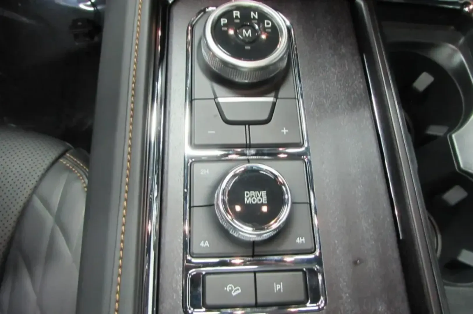 2024 Ford Expedition Max Platinum (1FMJK1M89RE) with an 3.5L EcoBoost V6 engine, Automatic transmission, located at 12836 Highway 21, De Soto, MO, 63020, (636) 337-7777, 38.151867, -90.575615 - ### Unleash Your Adventurous Spirit with the 2024 Ford Expedition Max Platinum<br /> <br /> Are you ready to elevate your family adventures or tackle your daily commute with unmatched style and comfort? Look no further than the exceptional **2024 Ford Expedition Max Platinum**, now available at **Pe - Photo#23