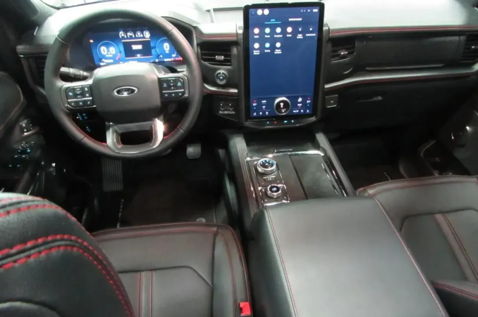 2024 Ford Expedition Max Limited (1FMJK2A84RE) with an 3.5L EcoBoost V6 engine, Automatic transmission, located at 12836 Highway 21, De Soto, MO, 63020, (636) 337-7777, 38.151867, -90.575615 - **Discover the Ultimate Family Adventure Vehicle at Pettus Ford De Soto!**<br /> <br /> Are you ready to elevate your family adventures and weekend getaways? Look no further! The **2024 Ford Expedition Max Limited** is the perfect SUV for growing families and those who crave spaciousness and comfort - Photo#26