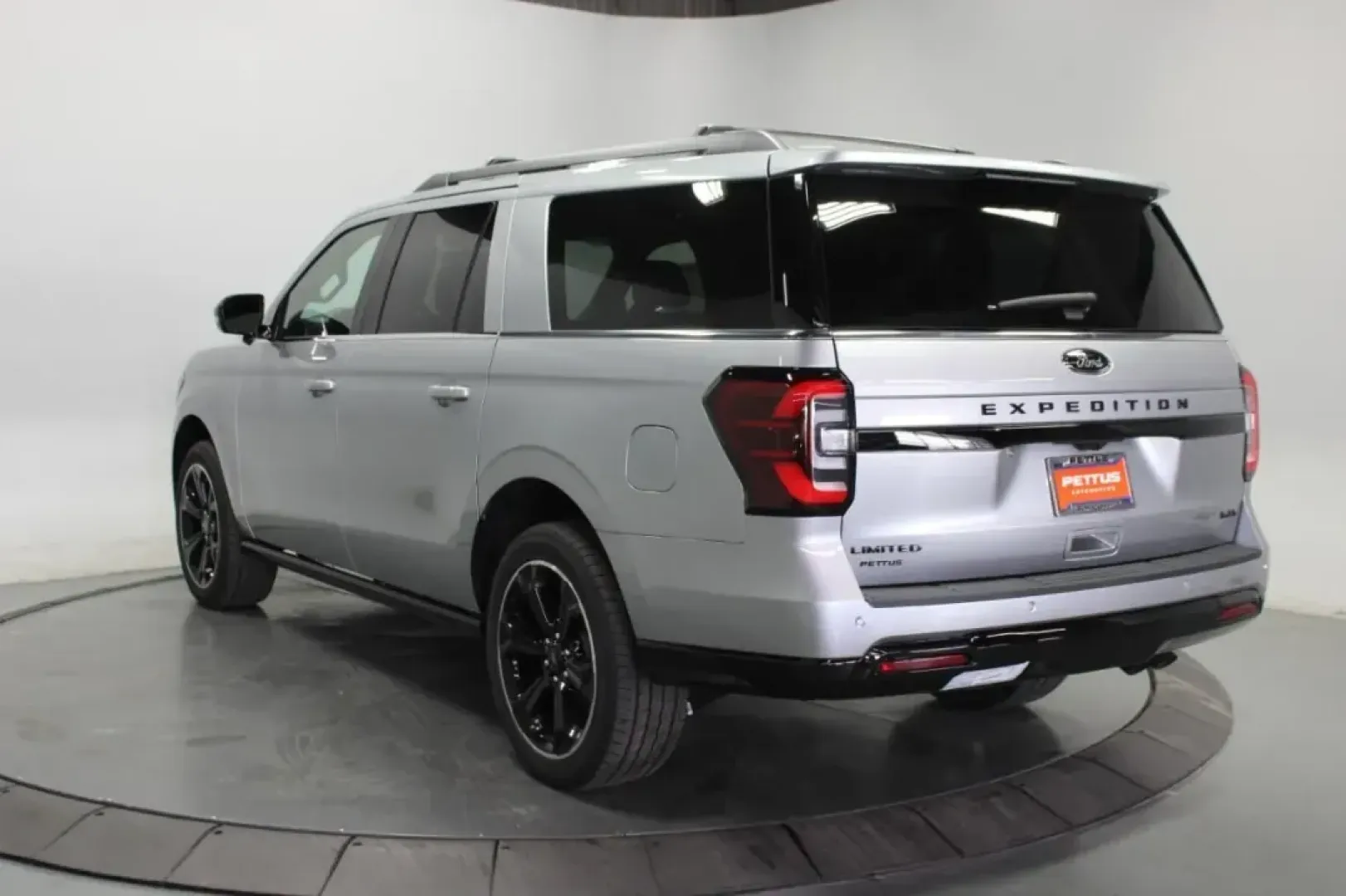 2024 Ford Expedition Max Limited (1FMJK2AG4RE) with an 3.5L V6 Turbocharged engine, Automatic transmission, located at 12836 Highway 21, De Soto, MO, 63020, (636) 337-7777, 38.151867, -90.575615 - ### Elevate Your Adventures with the 2024 Ford Expedition Max Limited<br /> <br /> Are you ready to transform your family road trips or weekend getaways into memorable adventures? Look no further than the 2024 Ford Expedition Max Limited available at Pettus Ford De Soto. This spacious and luxurious - Photo#2