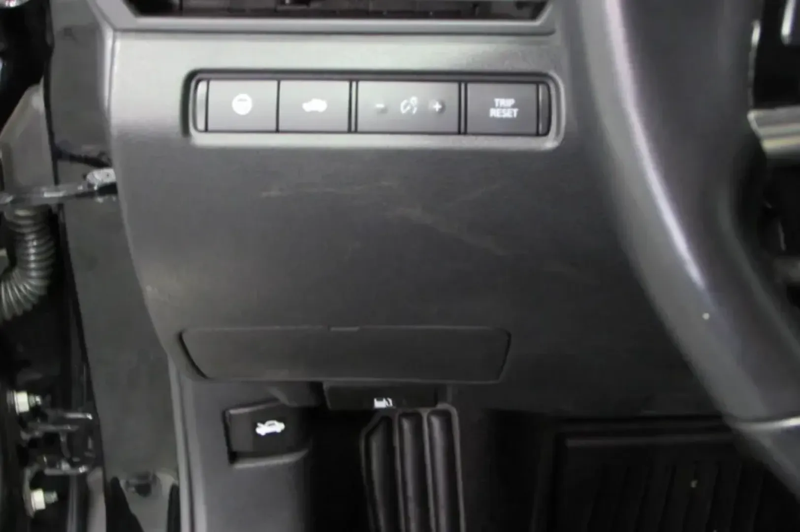 2021 /Charcoal Leather Nissan Altima 2.5 Platinum (1N4BL4FW1MN) with an Other engine, Automatic transmission, located at 12830 Highway 21, De Soto, MO, 63020, (636) 337-7777, 38.153099, -90.573624 - **Experience the Road Like Never Before: 2021 Nissan Altima Platinum Awaits You at Pettus CDJR DeSoto!**<br /> <br /> Are you in the market for a reliable sedan that seamlessly blends style, comfort, and advanced technology? Look no further than this stunning 2021 Nissan Altima Platinum, available n - Photo#12