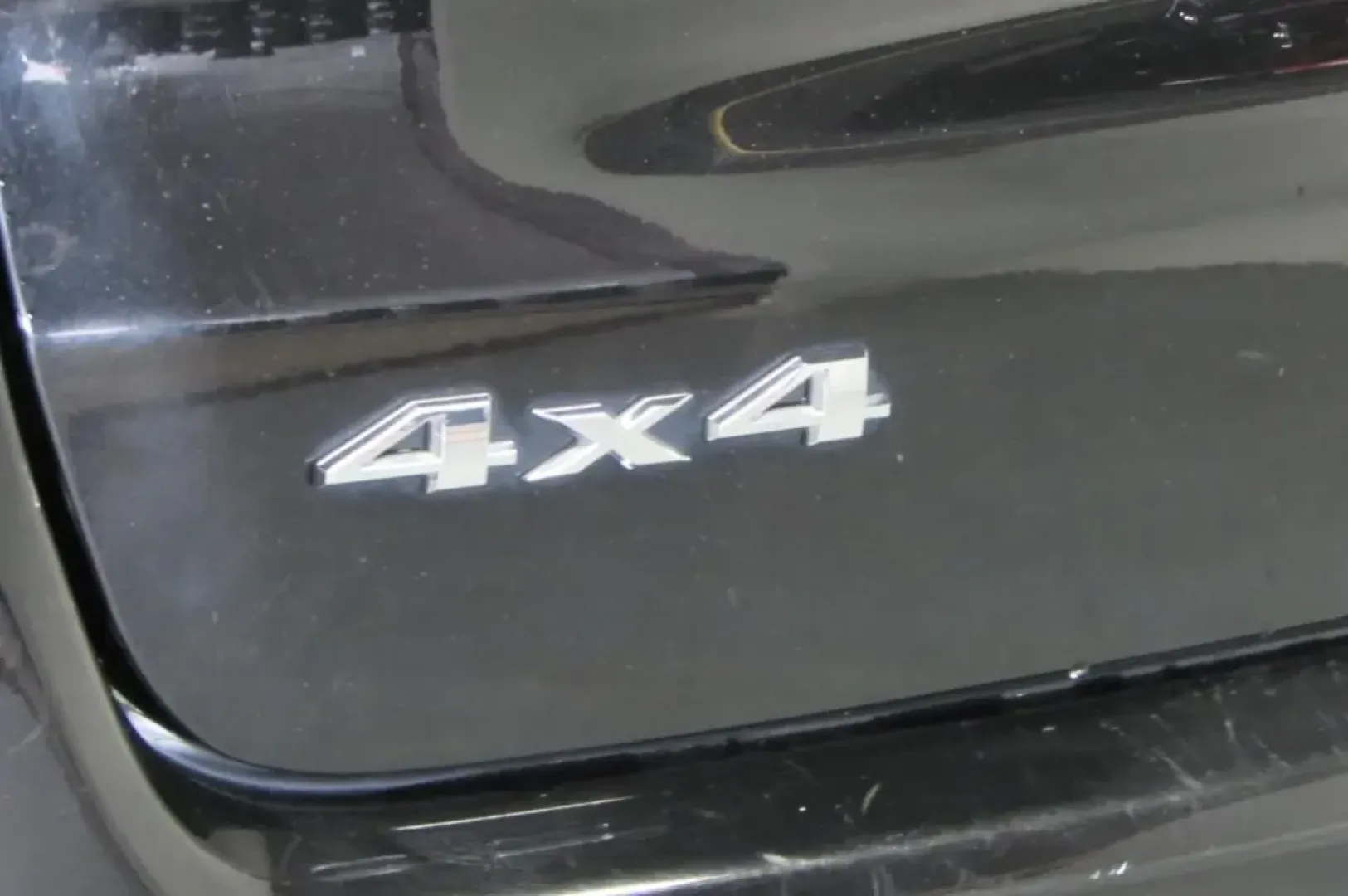 2022 /Black Leather Jeep Compass Latitude Lux (3C4NJDFBXNT) with an Other engine, Automatic transmission, located at 12830 Highway 21, De Soto, MO, 63020, (636) 337-7777, 38.153099, -90.573624 - Discover the perfect blend of adventure and comfort with the 2022 Jeep Compass Latitude Lux, now available at Pettus CDJR DeSoto. Whether you're navigating the urban jungle of De Soto, MO, or heading out for a weekend escapade, this SUV is designed to enhance your lifestyle. With its combination of - Photo#10
