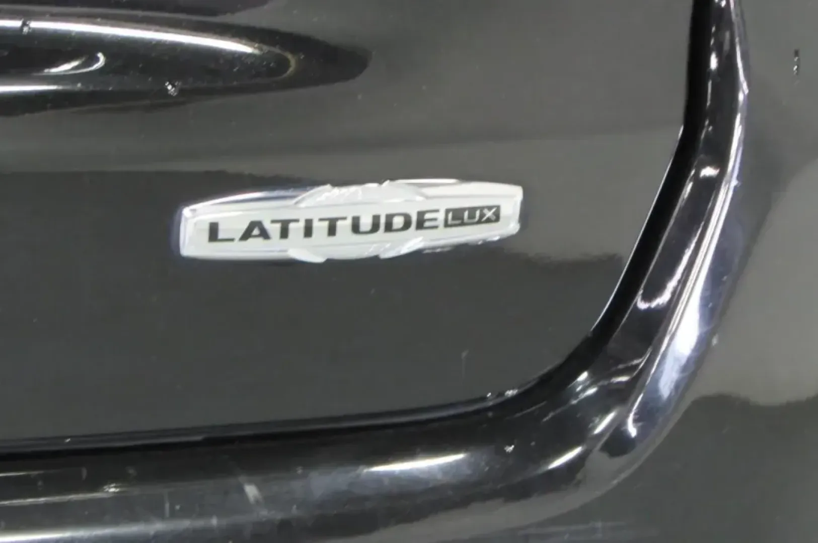 2022 /Black Leather Jeep Compass Latitude Lux (3C4NJDFBXNT) with an Other engine, Automatic transmission, located at 12830 Highway 21, De Soto, MO, 63020, (636) 337-7777, 38.153099, -90.573624 - Discover the perfect blend of adventure and comfort with the 2022 Jeep Compass Latitude Lux, now available at Pettus CDJR DeSoto. Whether you're navigating the urban jungle of De Soto, MO, or heading out for a weekend escapade, this SUV is designed to enhance your lifestyle. With its combination of - Photo#11