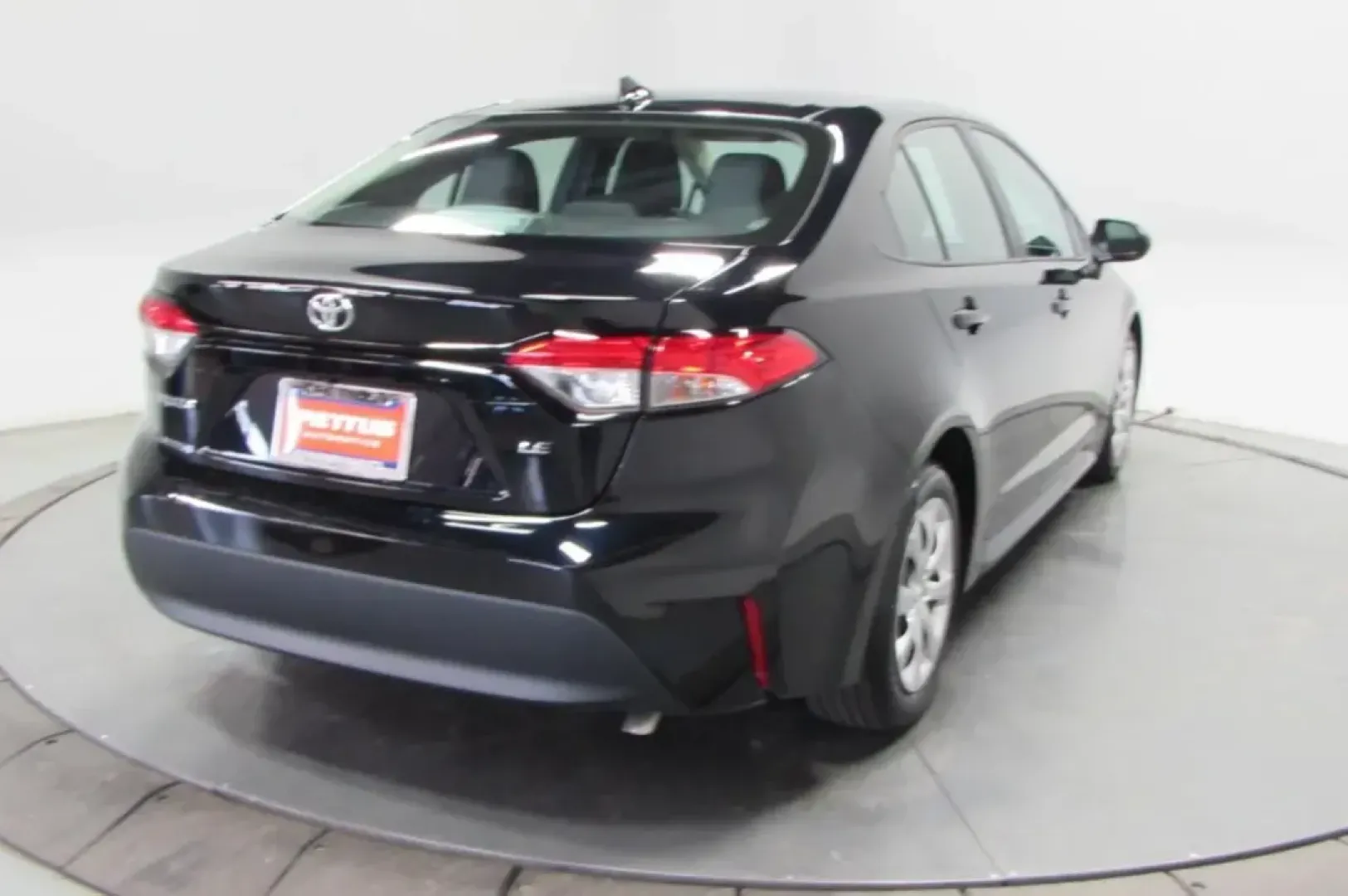 2024 /Light Gray Cloth Toyota Corolla LE (5YFB4MDE5RP) with an Other engine, Automatic transmission, located at 12830 Highway 21, De Soto, MO, 63020, (636) 337-7777, 38.153099, -90.573624 - Are you ready to elevate your daily commute or family outings in style and comfort? Look no further than the 2024 Toyota Corolla LE, a vibrant four-door sedan that perfectly blends performance, fuel efficiency, and modern technology. Whether you're navigating through the charming streets of De Soto, - Photo#7