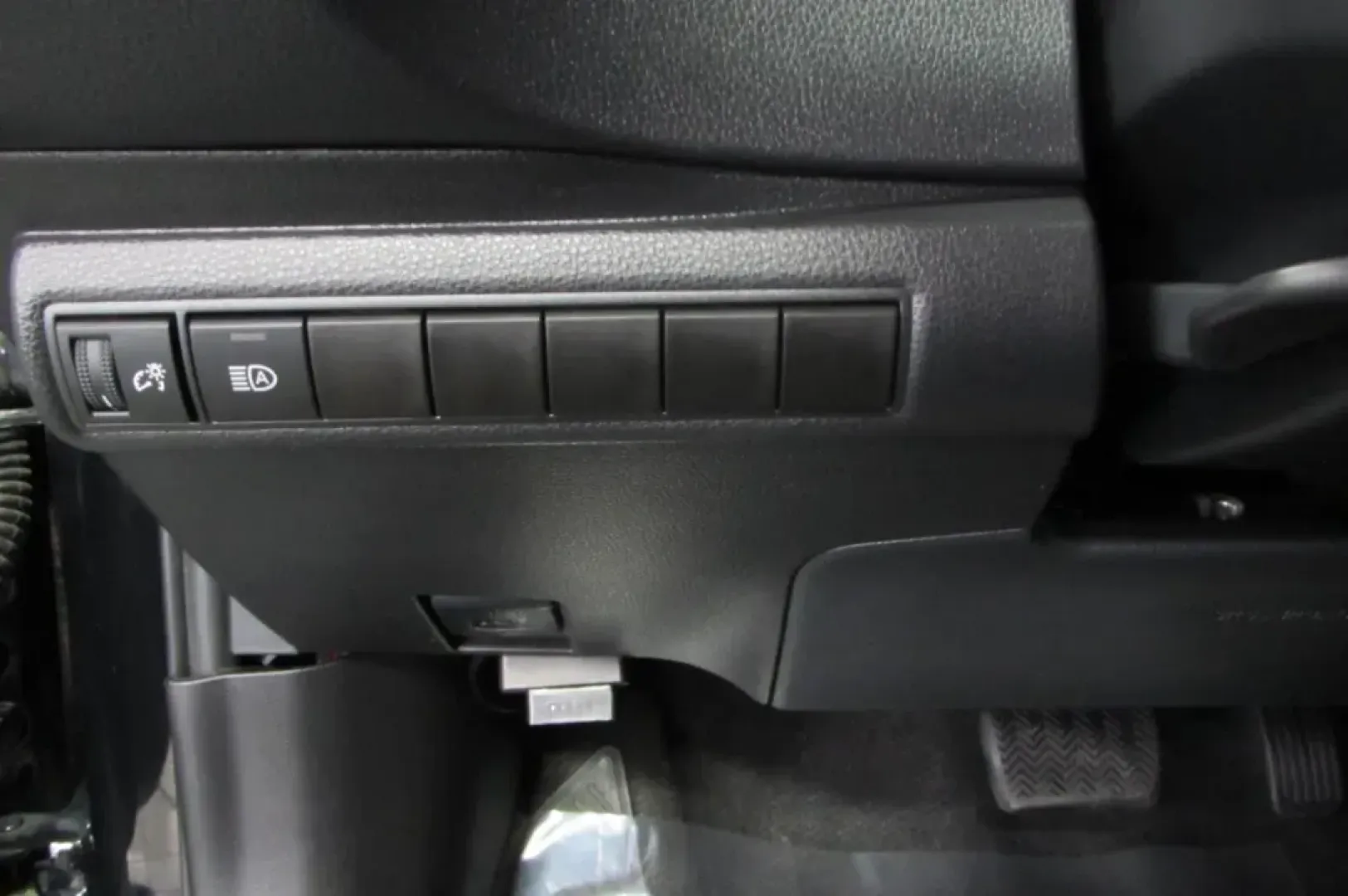 2024 /Light Gray Cloth Toyota Corolla LE (5YFB4MDE5RP) with an Other engine, Automatic transmission, located at 12830 Highway 21, De Soto, MO, 63020, (636) 337-7777, 38.153099, -90.573624 - Are you ready to elevate your daily commute or family outings in style and comfort? Look no further than the 2024 Toyota Corolla LE, a vibrant four-door sedan that perfectly blends performance, fuel efficiency, and modern technology. Whether you're navigating through the charming streets of De Soto, - Photo#12