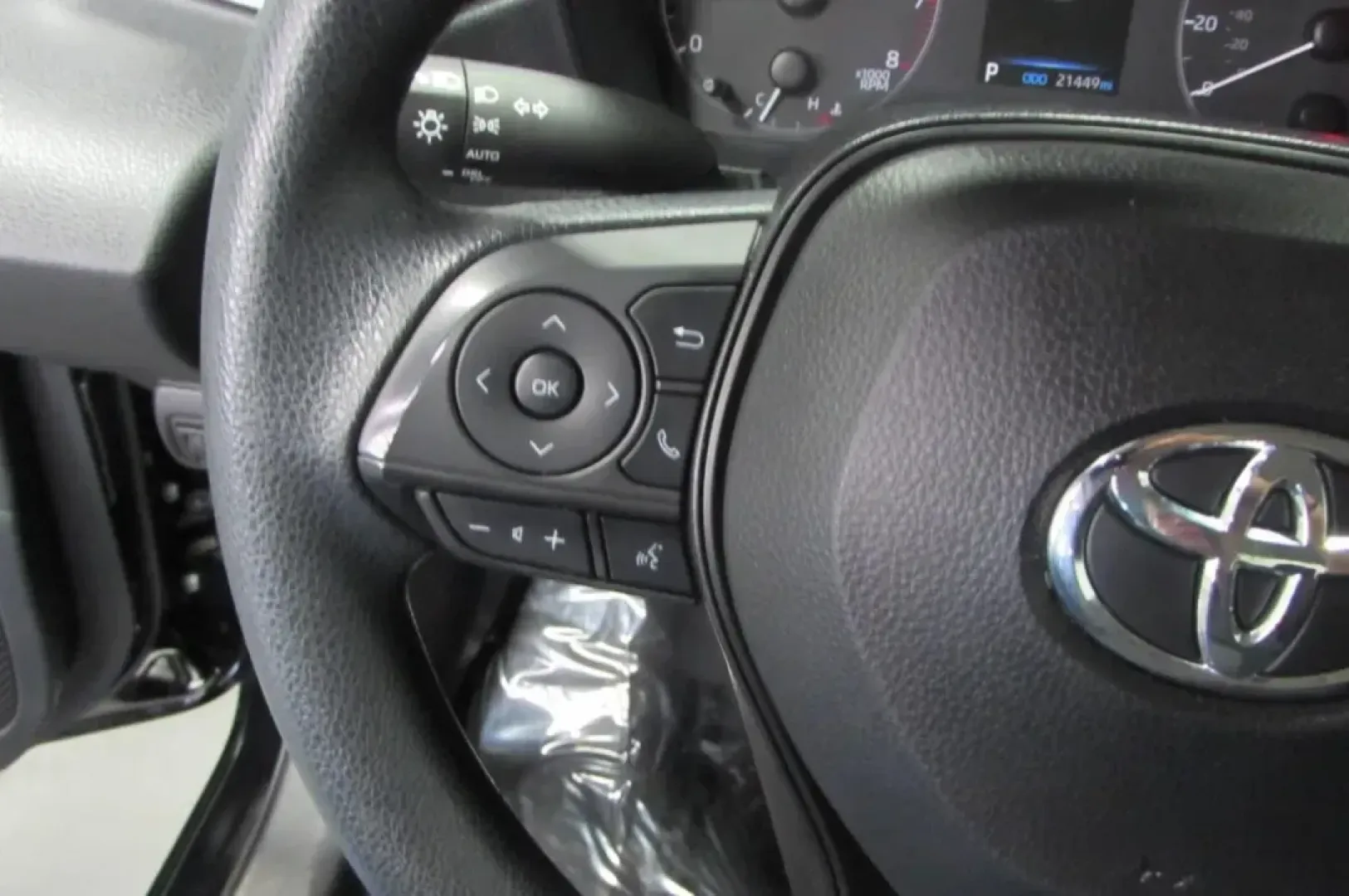 2024 /Light Gray Cloth Toyota Corolla LE (5YFB4MDE5RP) with an Other engine, Automatic transmission, located at 12830 Highway 21, De Soto, MO, 63020, (636) 337-7777, 38.153099, -90.573624 - Are you ready to elevate your daily commute or family outings in style and comfort? Look no further than the 2024 Toyota Corolla LE, a vibrant four-door sedan that perfectly blends performance, fuel efficiency, and modern technology. Whether you're navigating through the charming streets of De Soto, - Photo#14