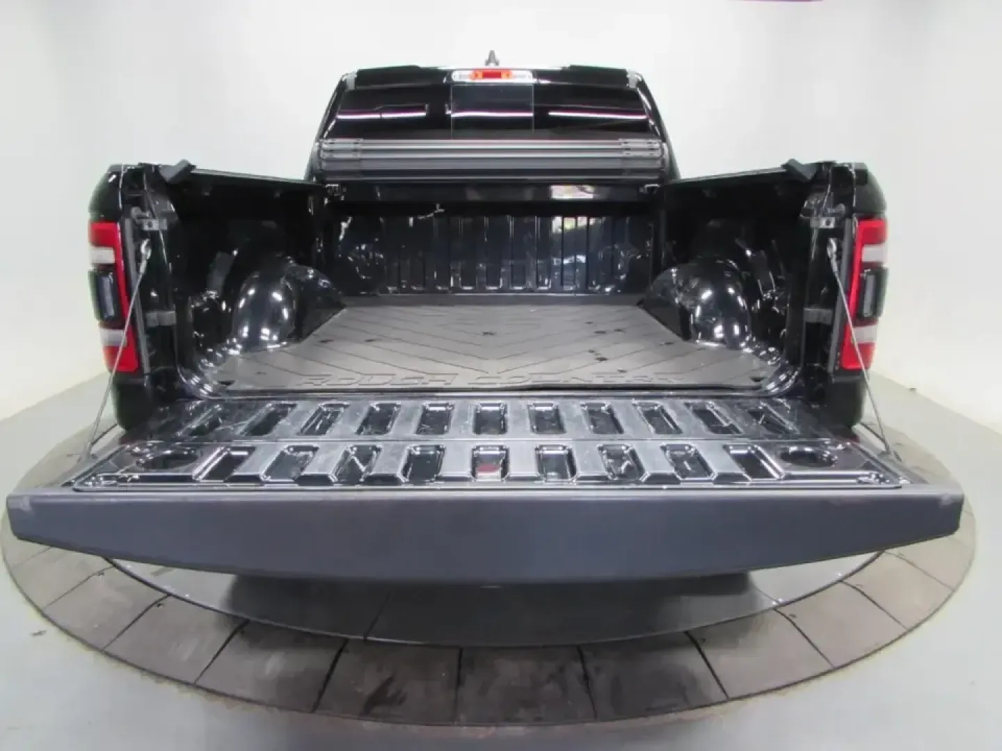 2023 /Black Ram 1500 Big Horn/Lone Star (1C6SRFFTXPN) with an 5.7L V8 OHV 16V engine, 8A transmission, located at 12830 Highway 21, De Soto, MO, 63020, (636) 337-7777, 38.153099, -90.573624 - Whether you're hauling mulch for a weekend project, towing a boat to the lake, or simply wanting a confident daily driver for Missouri backroads, this **2023 Ram 1500 Big Horn/Lone Star** is built for real life. With **Four Wheel Drive**, a strong **5.7L V8 OHV 16V** paired to an **8-speed automatic - Photo#10