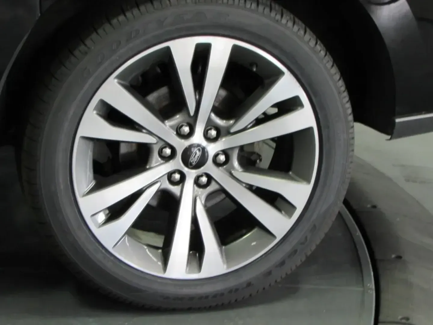 2020 /Medium Stone Leather Ford Expedition Max Limited (1FMJK2AT9LE) with an Other engine, Automatic transmission, located at 12830 Highway 21, De Soto, MO, 63020, (636) 337-7777, 38.153099, -90.573624 - **Discover Adventure and Comfort with the 2020 Ford Expedition Max Limited at Pettus CDJR DeSoto**<br /> <br /> Are you ready to elevate your family road trips, weekend adventures, or daily commutes? Look no further than this stunning 2020 Ford Expedition Max Limited, available now at Pettus CDJR De - Photo#8
