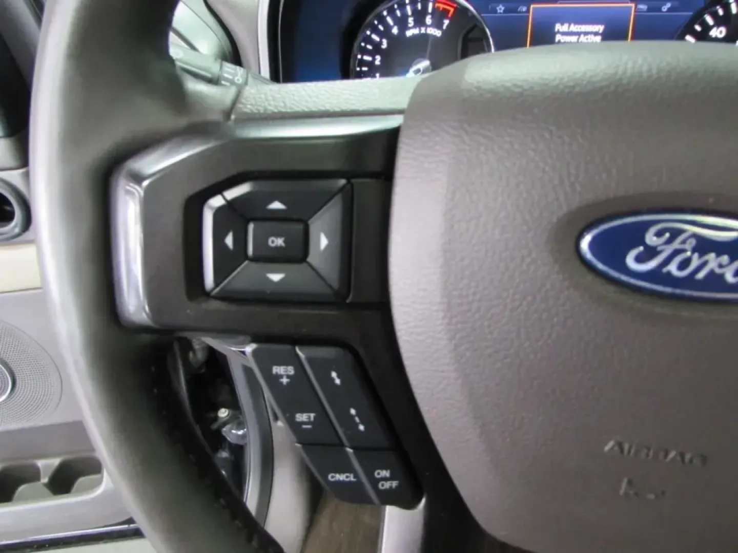 2020 /Medium Stone Leather Ford Expedition Max Limited (1FMJK2AT9LE) with an Other engine, Automatic transmission, located at 12830 Highway 21, De Soto, MO, 63020, (636) 337-7777, 38.153099, -90.573624 - **Discover Adventure and Comfort with the 2020 Ford Expedition Max Limited at Pettus CDJR DeSoto**<br /> <br /> Are you ready to elevate your family road trips, weekend adventures, or daily commutes? Look no further than this stunning 2020 Ford Expedition Max Limited, available now at Pettus CDJR De - Photo#18