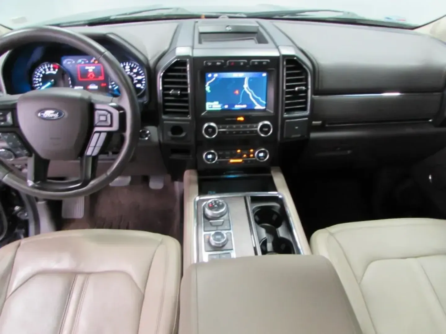 2020 /Medium Stone Leather Ford Expedition Max Limited (1FMJK2AT9LE) with an Other engine, Automatic transmission, located at 12830 Highway 21, De Soto, MO, 63020, (636) 337-7777, 38.153099, -90.573624 - **Discover Adventure and Comfort with the 2020 Ford Expedition Max Limited at Pettus CDJR DeSoto**<br /> <br /> Are you ready to elevate your family road trips, weekend adventures, or daily commutes? Look no further than this stunning 2020 Ford Expedition Max Limited, available now at Pettus CDJR De - Photo#35