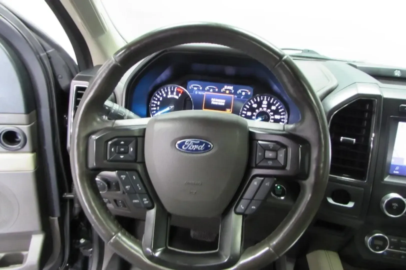 2020 /Medium Stone Leather Ford Expedition Max Limited (1FMJK2AT9LE) with an Other engine, Automatic transmission, located at 12830 Highway 21, De Soto, MO, 63020, (636) 337-7777, 38.153099, -90.573624 - **Discover Adventure and Comfort with the 2020 Ford Expedition Max Limited at Pettus CDJR DeSoto**<br /> <br /> Are you ready to elevate your family road trips, weekend adventures, or daily commutes? Look no further than this stunning 2020 Ford Expedition Max Limited, available now at Pettus CDJR De - Photo#14
