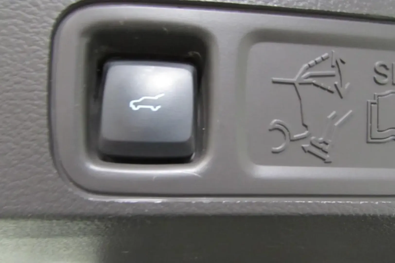 2020 /Medium Stone Leather Ford Expedition Max Limited (1FMJK2AT9LE) with an Other engine, Automatic transmission, located at 12830 Highway 21, De Soto, MO, 63020, (636) 337-7777, 38.153099, -90.573624 - **Discover Adventure and Comfort with the 2020 Ford Expedition Max Limited at Pettus CDJR DeSoto**<br /> <br /> Are you ready to elevate your family road trips, weekend adventures, or daily commutes? Look no further than this stunning 2020 Ford Expedition Max Limited, available now at Pettus CDJR De - Photo#29