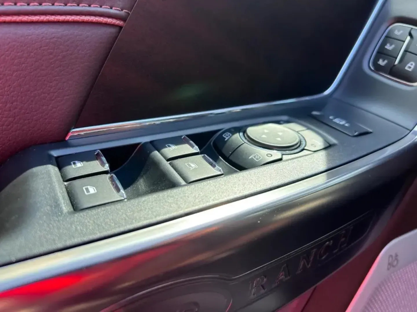 2025 /Java Leather Ford F-450SD King Ranch DRW (1FT8W4DM6SE) with an 6.7L Turbocharged engine, Automatic transmission, located at 141 Commercial Dr, Fredericktown, MO, 63645, (573) 783-6432, 37.570087, -90.320648 - **Unleash Your Adventurous Side with the 2025 Ford F-450SD King Ranch DRW** <br /> <br /> Are you ready to elevate your weekend getaways or tackle tough job sites with style and power? The 2025 Ford F-450SD King Ranch DRW is not just a truck; it's a lifestyle statement, perfect for those seeking ad - Photo#18