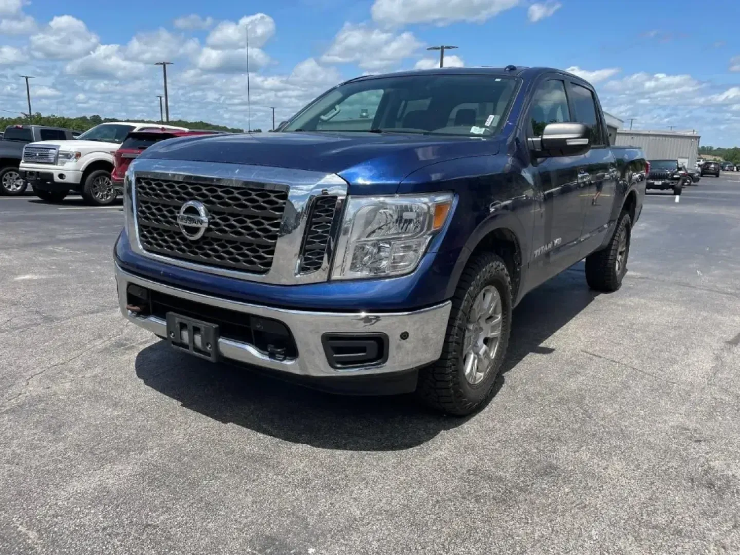2018 /Black Nissan Titan SV (1N6AA1E58JN) with an Other engine, Automatic transmission, located at 12836 Highway 21, De Soto, MO, 63020, (636) 337-7777, 38.151867, -90.575615 - **Unleash Your Adventurous Spirit with the 2018 Nissan Titan SV at Pettus Ford De Soto!**<br /> <br /> Looking for a rugged truck that can keep up with your adventurous lifestyle? Look no further! This 2018 Nissan Titan SV is the perfect companion for weekend getaways, family road trips, and all you - Photo#0