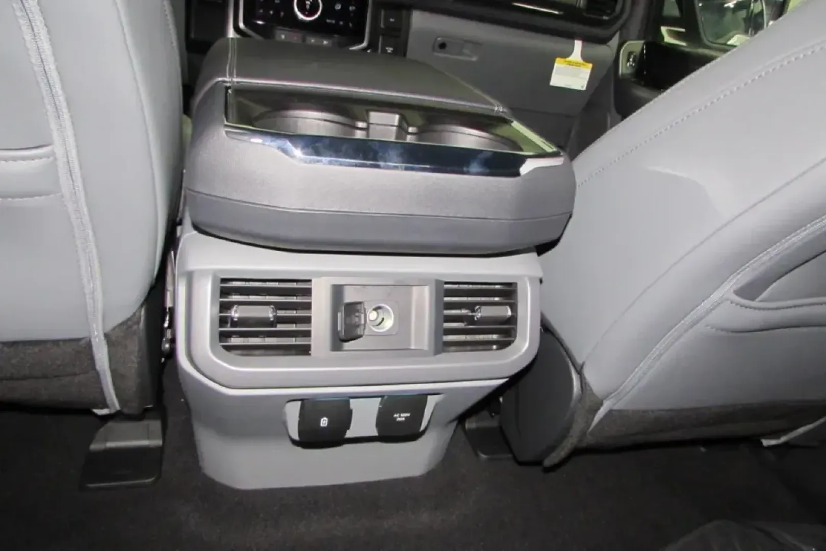 2025 /Medium Dark Slate Leather Ford F-150 Lightning Flash (1FT6W3L76SW) with an Electric Motor engine, located at 12836 Highway 21, De Soto, MO, 63020, (636) 337-7777, 38.151867, -90.575615 - **Drive the Future with the 2025 Ford F-150 Lightning at Pettus Ford De Soto!**<br /> <br /> If you're looking for a truck that combines power, efficiency, and cutting-edge technology, look no further than the 2025 Ford F-150 Lightning, now available at Pettus Ford De Soto in De Soto, MO. This elect - Photo#31