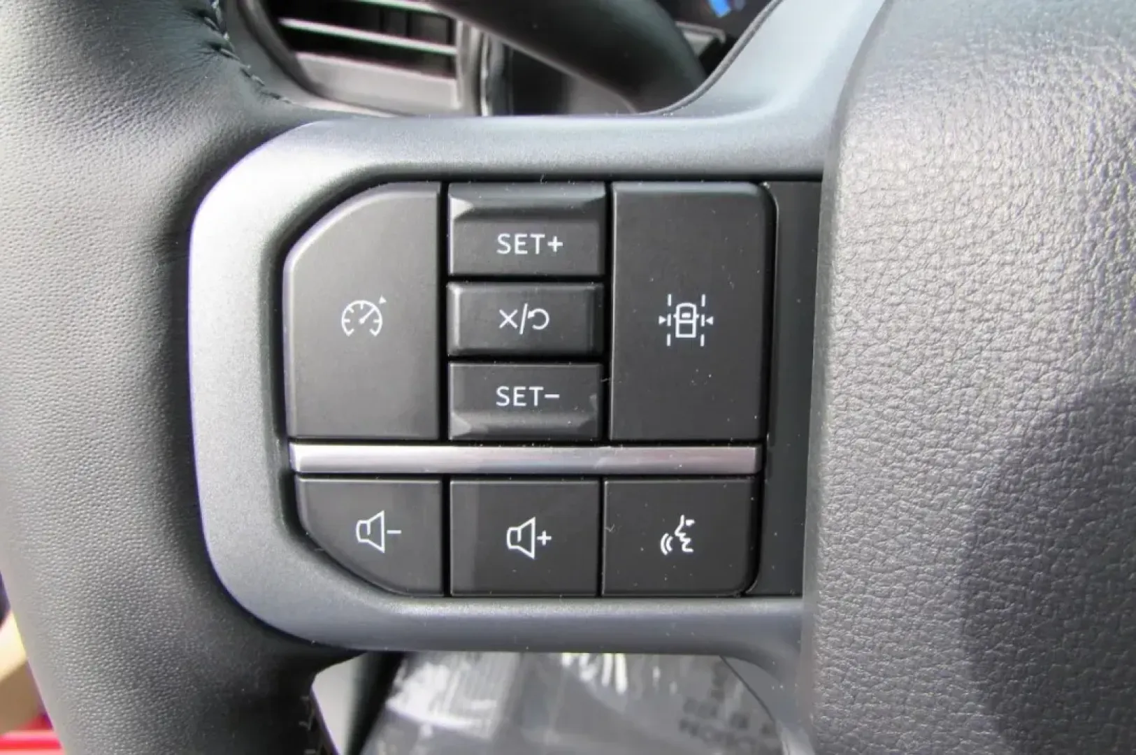 2024 Ford F-250SD Lariat (1FT8W2BM4RE) with an 6.7L Turbocharged engine, located at 12836 Highway 21, De Soto, MO, 63020, (636) 337-7777, 38.151867, -90.575615 - **Unleash Adventure with the 2024 Ford F-250SD Lariat Your Ultimate Trucking Companion!**<br /> <br /> Are you ready to elevate your driving experience? The 2024 Ford F-250SD Lariat is here to redefine what it means to have a reliable, rugged truck that can handle everything from daily commuting to - Photo#19