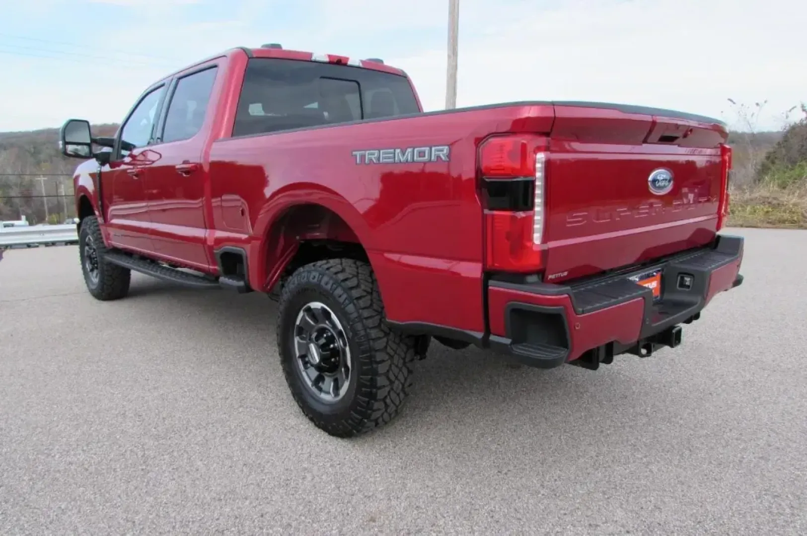2024 Ford F-250SD Lariat (1FT8W2BM4RE) with an 6.7L Turbocharged engine, located at 12836 Highway 21, De Soto, MO, 63020, (636) 337-7777, 38.151867, -90.575615 - **Unleash Adventure with the 2024 Ford F-250SD Lariat Your Ultimate Trucking Companion!**<br /> <br /> Are you ready to elevate your driving experience? The 2024 Ford F-250SD Lariat is here to redefine what it means to have a reliable, rugged truck that can handle everything from daily commuting to - Photo#4