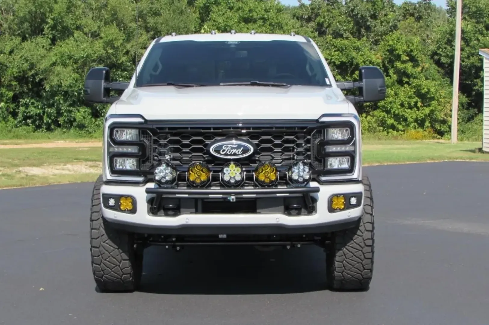 2025 /Black Onyx Ford F-250SD LARIAT (1FT8W2BTXSE) with an 6.7L Turbocharged engine, 6A transmission, located at 12836 Highway 21, De Soto, MO, 63020, (636) 337-7777, 38.151867, -90.575615 - Discover Your Next Adventure with the 2025 Ford F-250SD LARIAT at Pettus Ford De Soto!<br /> <br /> Are you a weekend warrior or someone who thrives on outdoor adventures? If so, the 2025 Ford F-250SD LARIAT is your ticket to unparalleled freedom and capability. This rugged truck is designed for tho - Photo#32