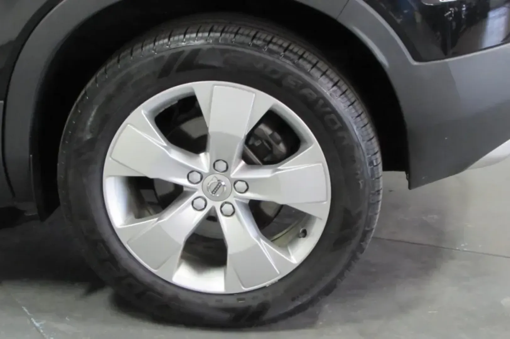 2021 /Blonde Leather Volvo XC40 Momentum (YV4162UK5M2) with an Other engine, Automatic transmission, located at 12830 Highway 21, De Soto, MO, 63020, (636) 337-7777, 38.153099, -90.573624 - Experience the thrill of adventure and sophistication with this stunning 2021 Volvo XC40 Momentum, perfectly tailored for both urban commutes and weekend escapades. With its sleek black stone exterior and luxurious blonde leather interior, this SUV not only stands out visually but is also built to e - Photo#9