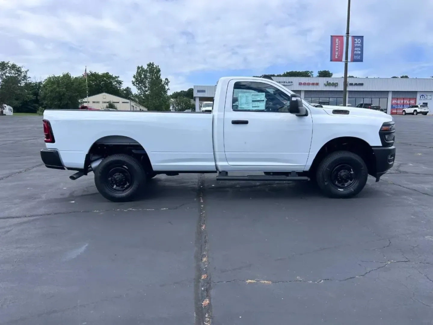 2025 /Diesel Gray/Black Cloth Ram 2500 Tradesman (3C6MR5AJ5SG) with an 6.4L V8 HEMI HD engine, located at 970 Woodlawn Dr., Farmington, MO, 63640, (573) 431-7800, 37.825642, -90.468674 - ### Unleash Adventure with the 2025 Ram 2500 Tradesman!<br /> <br /> Are you ready to elevate your lifestyle with a truck that combines rugged capability with modern convenience? The 2025 Ram 2500 Tradesman is the perfect vehicle for those who crave adventure and need a reliable companion for both w - Photo#1
