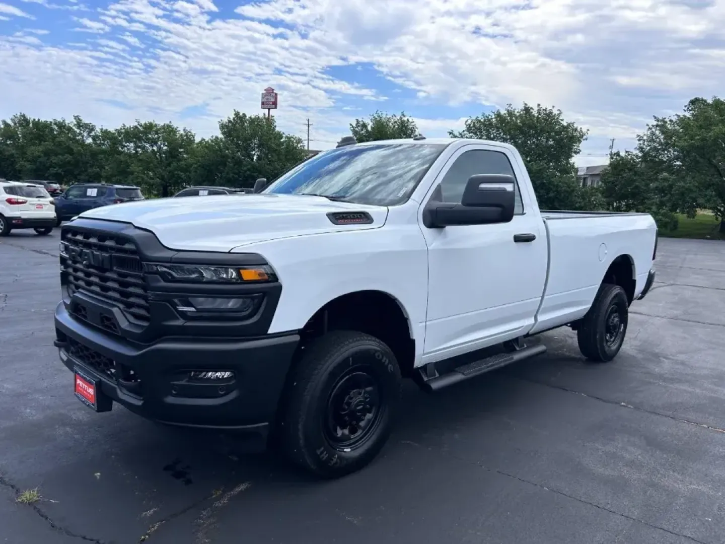2025 /Diesel Gray/Black Cloth Ram 2500 Tradesman (3C6MR5AJ5SG) with an 6.4L V8 HEMI HD engine, located at 970 Woodlawn Dr., Farmington, MO, 63640, (573) 431-7800, 37.825642, -90.468674 - ### Unleash Adventure with the 2025 Ram 2500 Tradesman!<br /> <br /> Are you ready to elevate your lifestyle with a truck that combines rugged capability with modern convenience? The 2025 Ram 2500 Tradesman is the perfect vehicle for those who crave adventure and need a reliable companion for both w - Photo#6