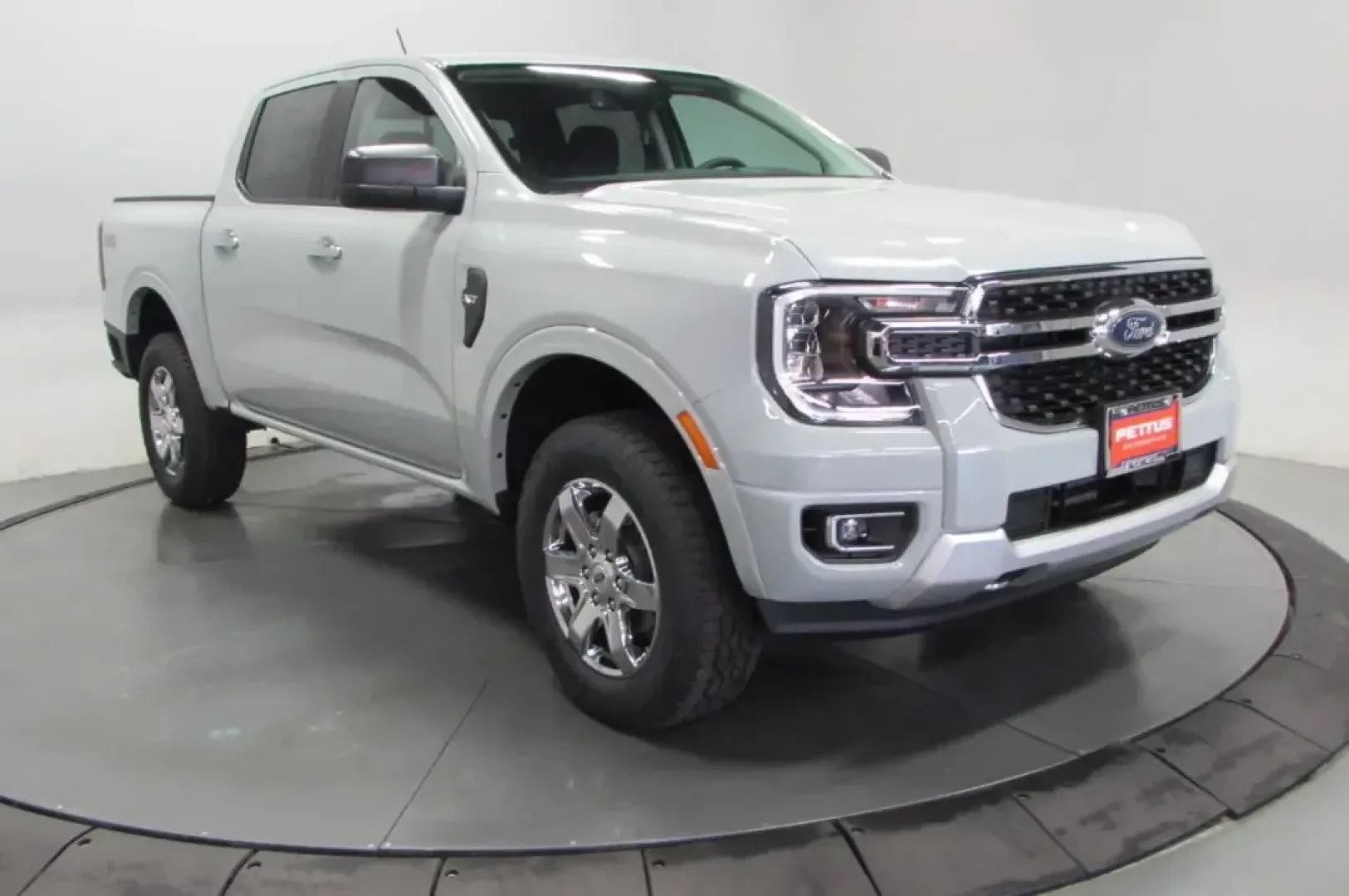 2024 Ford Ranger XLT (1FTER4HH0RL) with an 2.3L EcoBoost engine, Automatic transmission, located at 12836 Highway 21, De Soto, MO, 63020, (636) 337-7777, 38.151867, -90.575615 - Are you ready to elevate your adventures and transform your daily commute? The 2024 Ford Ranger XLT is the perfect blend of rugged capability and modern comfort, making it an ideal choice for those who crave both utility and style. Whether you're navigating busy city streets or tackling off-road tra - Photo#26
