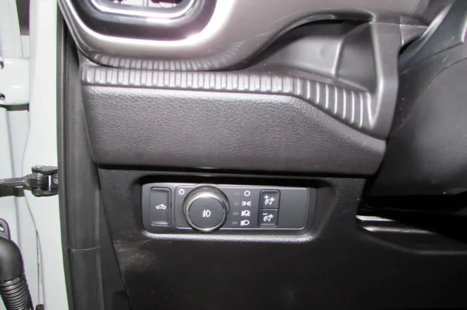 2024 Ford Ranger XLT (1FTER4HH0RL) with an 2.3L EcoBoost engine, Automatic transmission, located at 12836 Highway 21, De Soto, MO, 63020, (636) 337-7777, 38.151867, -90.575615 - Are you ready to elevate your adventures and transform your daily commute? The 2024 Ford Ranger XLT is the perfect blend of rugged capability and modern comfort, making it an ideal choice for those who crave both utility and style. Whether you're navigating busy city streets or tackling off-road tra - Photo#12