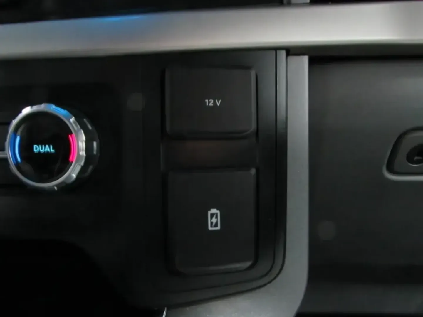 2023 /Medium Dark Slate Ford F-150 XLT (1FTEX1EP3PK) with an 2.7L V6 DOHC 24V engine, Automatic transmission, located at 12836 Highway 21, De Soto, MO, 63020, (636) 337-7777, 38.151867, -90.575615 - Whether your weekends revolve around towing a boat to the lake, hauling supplies for a home project, or packing up the family for a road trip down I55, the 2023 Ford F150 is the kind of truck that fits real Missouri life. This GRAY MET F150 blends everyday comfort with true work-ready capability, ma - Photo#30