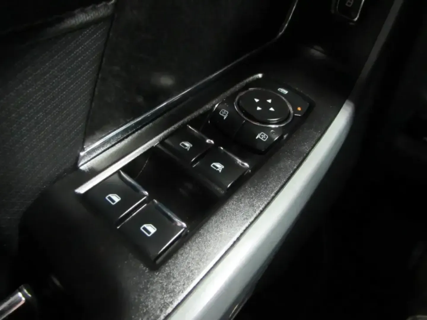 2023 /Black W/Medium Dark Slate Ford F-150 XLT (1FTEX1EP3PK) with an 2.7L V6 DOHC 24V engine, Automatic transmission, located at 12836 Highway 21, De Soto, MO, 63020, (636) 337-7777, 38.151867, -90.575615 - Whether your weekends revolve around towing a boat to the lake, hauling supplies for a home project, or packing up the family for a road trip down I55, the 2023 Ford F150 is the kind of truck that fits real Missouri life. This GRAY MET F150 blends everyday comfort with true work-ready capability, ma - Photo#19