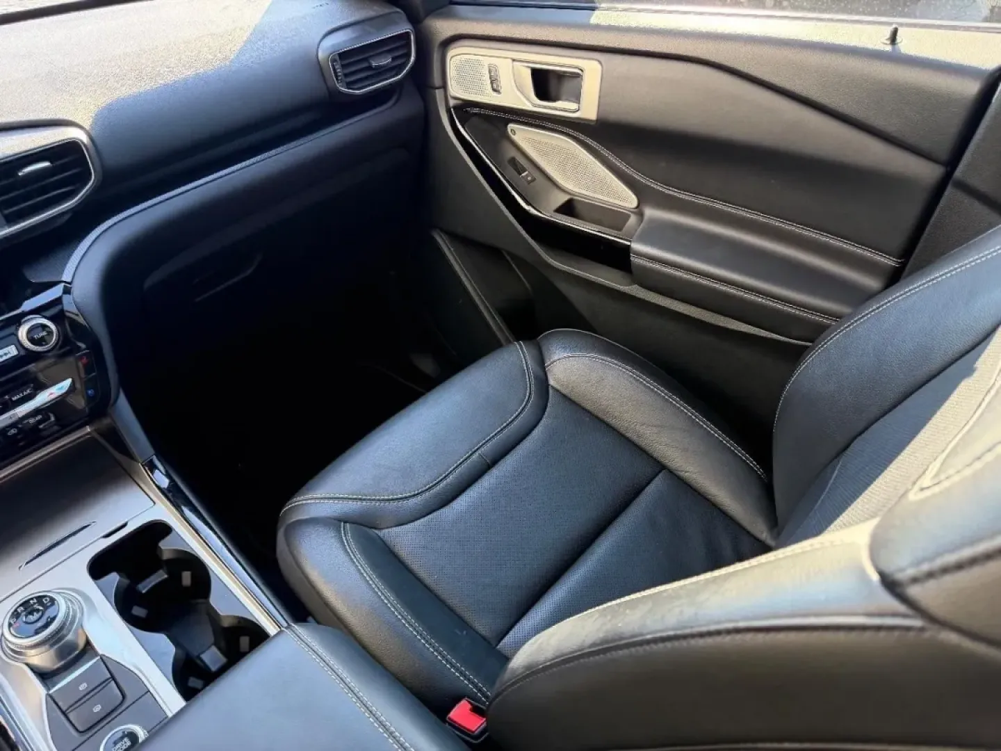 2023 /Ebony Leather Ford Explorer ST (1FM5K8GC5PG) with an 3.0L EcoBoost V6 engine, Automatic transmission, located at 141 Commercial Dr, Fredericktown, MO, 63645, (573) 783-6432, 37.570087, -90.320648 - Are you in search of an SUV that can effortlessly blend your everyday commutes with weekend adventures? Look no further than the stunning 2023 Ford Explorer ST available at Pettus Ford Fredericktown. This versatile vehicle is designed for families on the go, outdoor enthusiasts, and anyone looking t - Photo#21