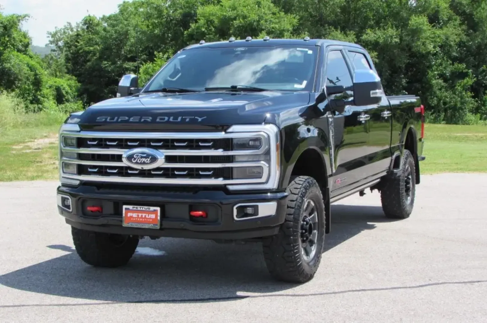 2024 /Black Onyx/Carmelo Leather Ford F-350SD Platinum (1FT8W3BM0RE) with an Other engine, located at 12836 Highway 21, De Soto, MO, 63020, (636) 337-7777, 38.151867, -90.575615 - **Unleash Your Adventurous Spirit with This 2024 Ford F-350SD Platinum at Pettus Ford De Soto!**<br /> <br /> Are you ready to take your weekends to the next level? Imagine conquering off-road trails, hauling your camping gear, and bringing your family along for the ride in style and comfort. This 2 - Photo#2