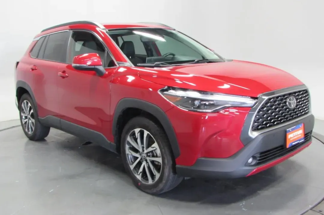 2022 Toyota Corolla Cross XLE