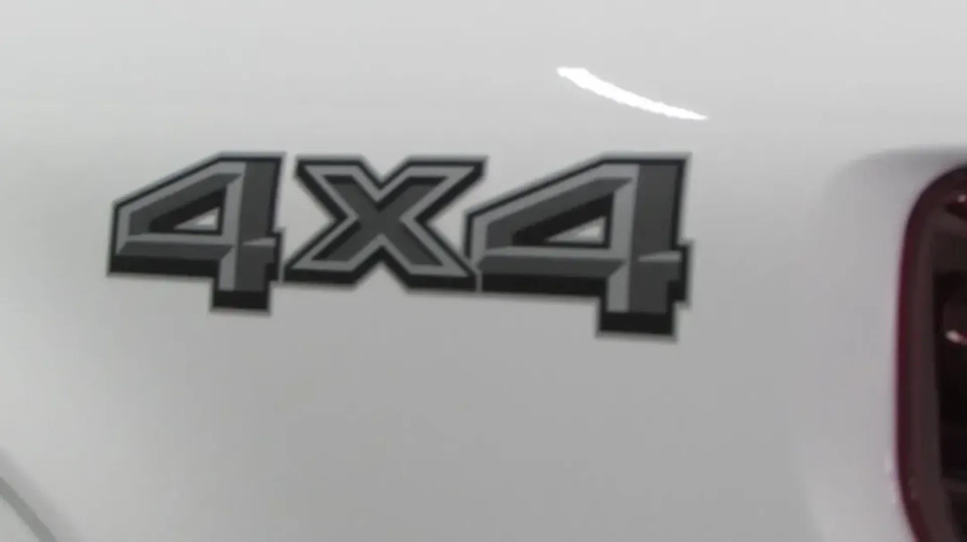 2024 Ford F-150 XLT (1FTEW3LP8RK) with an 2.7L V6 EcoBoost engine, located at 12836 Highway 21, De Soto, MO, 63020, (636) 337-7777, 38.151867, -90.575615 - **Adventure Awaits with the 2024 Ford F-150 XLT Your Perfect Companion for Any Journey!**<br /> <br /> Discover the perfect blend of power, versatility, and style with the stunning 2024 Ford F-150 XLT, tailored for those who crave adventure and dependability in their daily lives. Whether you're a w - Photo#9