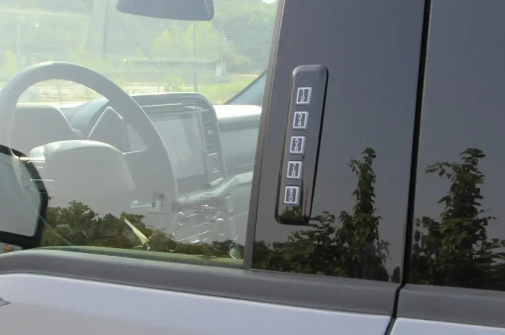 2024 Ford F-150 XLT (1FTFW3L80RK) with an 3.5L V6 Turbocharged engine, located at 12836 Highway 21, De Soto, MO, 63020, (636) 337-7777, 38.151867, -90.575615 - **Discover the Ultimate Truck for Adventure: 2024 Ford F-150 XLT at Pettus Ford De Soto**<br /> <br /> Are you ready to elevate your daily drive or weekend excursions? Imagine tackling the rugged trails or cruising through the city with confidence in a powerful truck that embodies both strength and - Photo#12