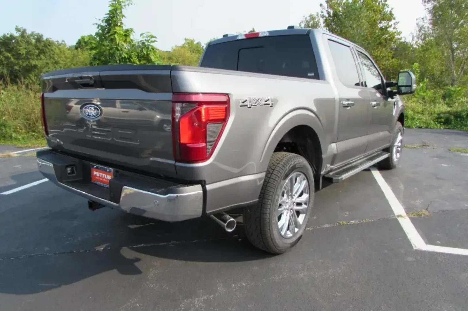 2024 Ford F-150 XLT (1FTFW3L80RK) with an 3.5L V6 Turbocharged engine, located at 12836 Highway 21, De Soto, MO, 63020, (636) 337-7777, 38.151867, -90.575615 - **Discover the Ultimate Truck for Adventure: 2024 Ford F-150 XLT at Pettus Ford De Soto**<br /> <br /> Are you ready to elevate your daily drive or weekend excursions? Imagine tackling the rugged trails or cruising through the city with confidence in a powerful truck that embodies both strength and - Photo#6