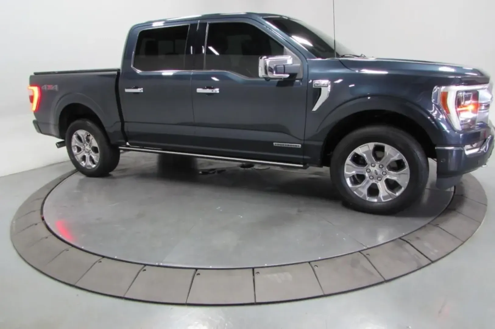 2022 /Black Ford F-150 Platinum (1FTFW1EDXNF) with an Other engine, located at 12836 Highway 21, De Soto, MO, 63020, (636) 337-7777, 38.151867, -90.575615 - ### Unlock Adventure with the 2022 Ford F-150: Your Perfect All-Around Truck!<br /> <br /> Are you searching for a versatile vehicle that seamlessly blends rugged capability with everyday comfort? Look no further than the stunning 2022 Ford F-150, a truck designed for those who demand performance, s - Photo#3