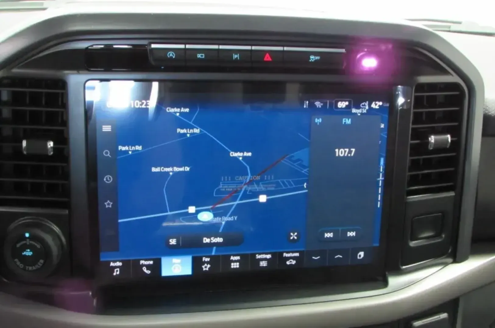 2024 Ford F-150 XLT (1FTFW3L81RK) with an 3.5L V6 Turbocharged engine, located at 12836 Highway 21, De Soto, MO, 63020, (636) 337-7777, 38.151867, -90.575615 - **Discover the Perfect Blend of Power and Comfort with the 2024 Ford F-150 XLT at Pettus Ford De Soto!**<br /> <br /> Are you ready to elevate your adventures and enhance your daily commute? The 2024 Ford F-150 XLT is the ultimate truck designed for those who value performance, comfort, and versatil - Photo#22