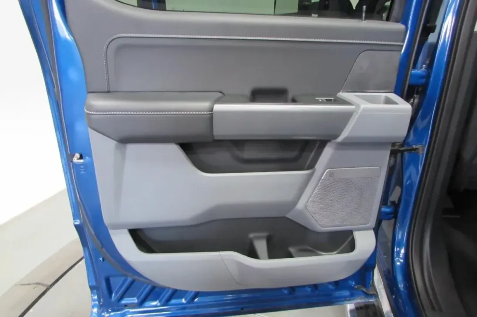 2024 Ford F-150 XLT (1FTFW3L81RK) with an 3.5L V6 Turbocharged engine, located at 12836 Highway 21, De Soto, MO, 63020, (636) 337-7777, 38.151867, -90.575615 - **Discover the Perfect Blend of Power and Comfort with the 2024 Ford F-150 XLT at Pettus Ford De Soto!**<br /> <br /> Are you ready to elevate your adventures and enhance your daily commute? The 2024 Ford F-150 XLT is the ultimate truck designed for those who value performance, comfort, and versatil - Photo#28