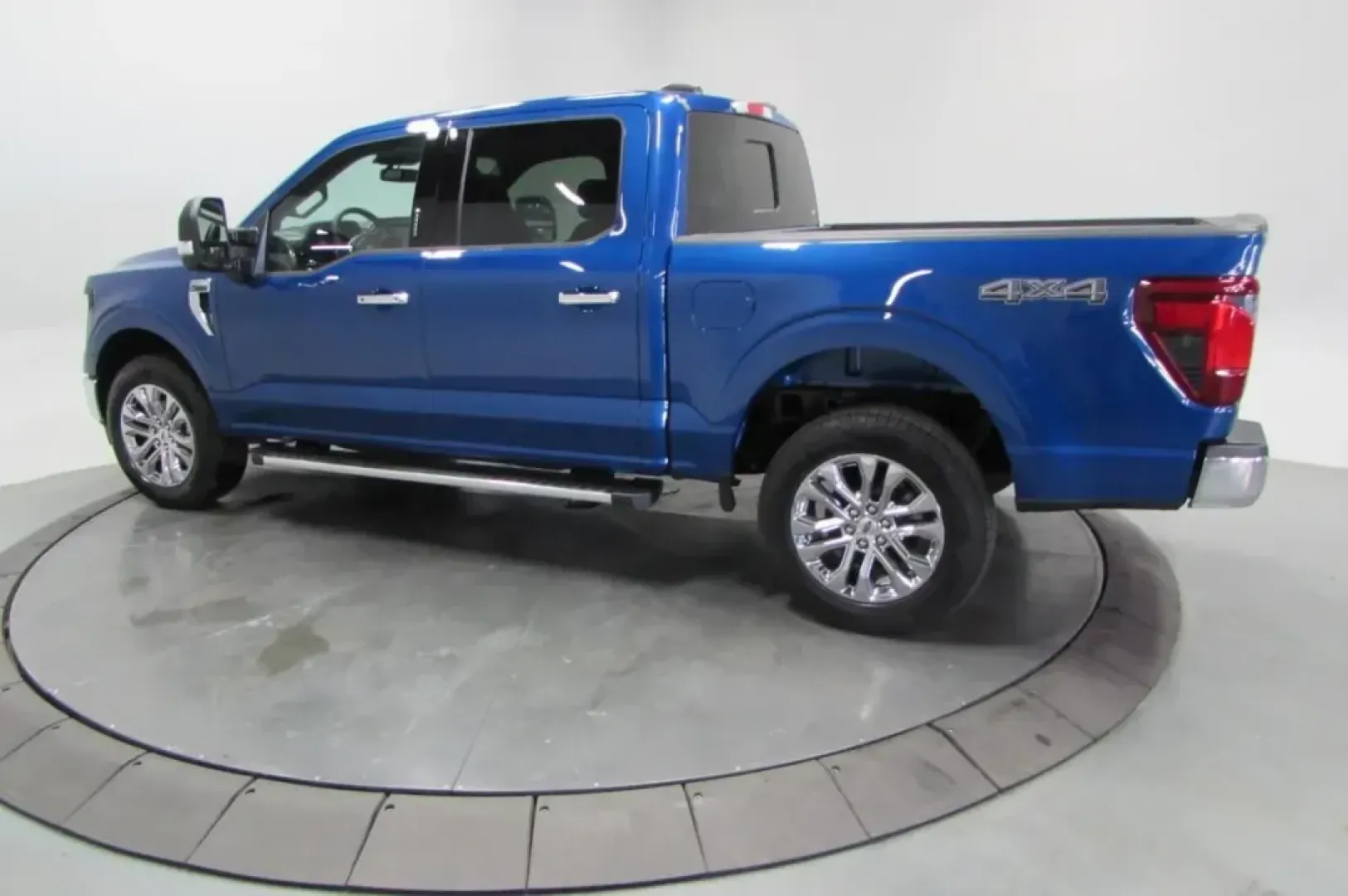 2024 Ford F-150 XLT (1FTFW3L81RK) with an 3.5L V6 Turbocharged engine, located at 12836 Highway 21, De Soto, MO, 63020, (636) 337-7777, 38.151867, -90.575615 - **Discover the Perfect Blend of Power and Comfort with the 2024 Ford F-150 XLT at Pettus Ford De Soto!**<br /> <br /> Are you ready to elevate your adventures and enhance your daily commute? The 2024 Ford F-150 XLT is the ultimate truck designed for those who value performance, comfort, and versatil - Photo#3