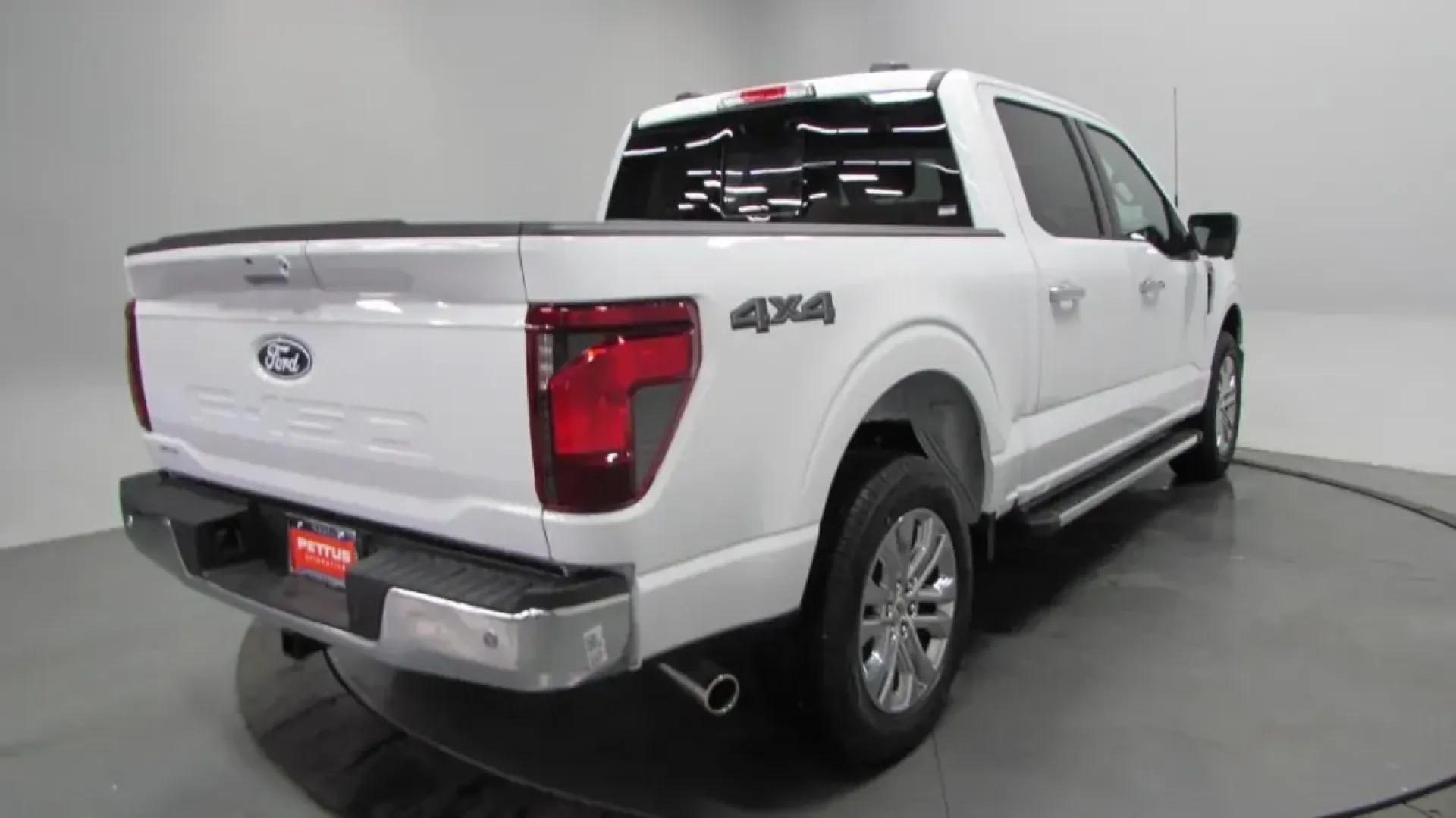 2025 Ford F-150 XLT (1FTFW3L89SK) with an 3.5L V6 Turbocharged engine, located at 12836 Highway 21, De Soto, MO, 63020, (636) 337-7777, 38.151867, -90.575615 - **Ready for Adventure: Discover the 2025 Ford F-150 XLT at Pettus Ford De Soto!**<br /> <br /> Are you looking for a dependable truck that can handle your weekend adventures, daily commutes, and everything in between? The 2025 Ford F-150 XLT, with only 13 miles, is perfect for those who desire a ble - Photo#6