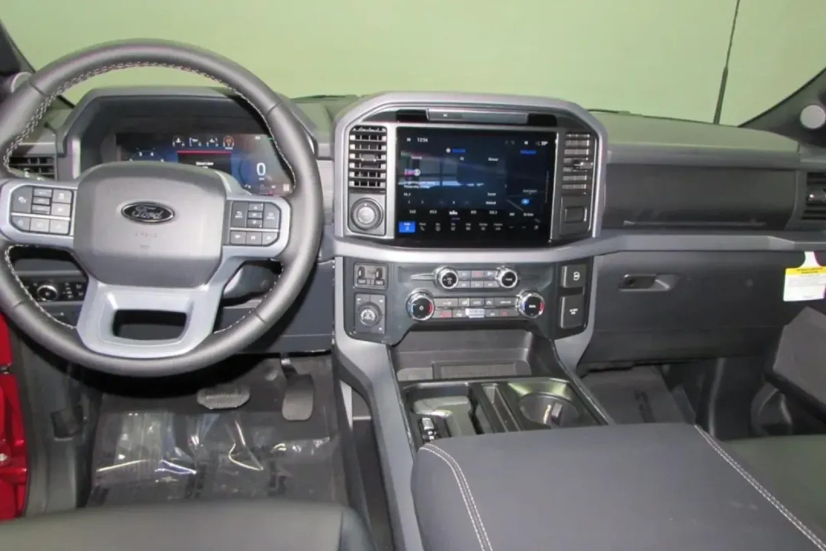 2025 Ford F-150 XLT (1FTFW3LDXSF) with an 3.5L V6 Turbocharged engine, located at 12836 Highway 21, De Soto, MO, 63020, (636) 337-7777, 38.151867, -90.575615 - Looking for a versatile vehicle that seamlessly blends style with practicality? Whether you're a weekend warrior heading out for adventures, a growing family needing extra space, or a hardworking professional looking for reliability, the 2025 Ford F-150 XLT is the perfect fit for your lifestyle. Thi - Photo#25