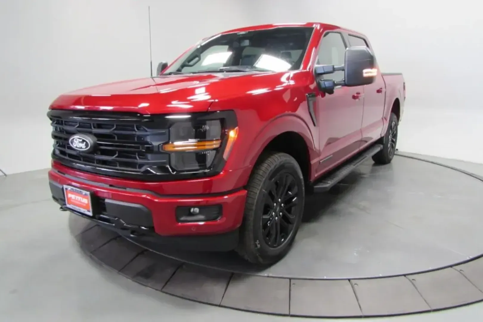 2025 Ford F-150 XLT (1FTFW3LDXSF) with an 3.5L V6 Turbocharged engine, located at 12836 Highway 21, De Soto, MO, 63020, (636) 337-7777, 38.151867, -90.575615 - Looking for a versatile vehicle that seamlessly blends style with practicality? Whether you're a weekend warrior heading out for adventures, a growing family needing extra space, or a hardworking professional looking for reliability, the 2025 Ford F-150 XLT is the perfect fit for your lifestyle. Thi - Photo#1
