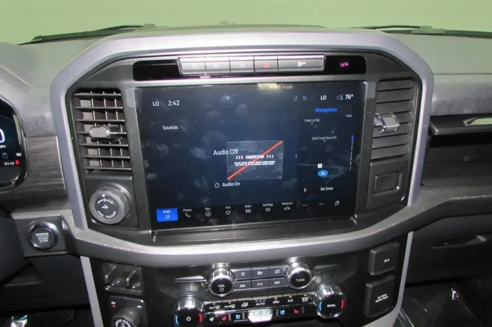 2024 Ford F-150 LARIAT (1FTFW5L81RK) with an 3.5L V6 Turbocharged engine, located at 12836 Highway 21, De Soto, MO, 63020, (636) 337-7777, 38.151867, -90.575615 - **Unleash Your Adventurous Spirit with the 2024 Ford F-150 LARIAT Perfect for Every Lifestyle!**<br /> <br /> Are you ready to elevate your weekends with the perfect blend of power, comfort, and technology? Look no further than the 2024 Ford F-150 LARIAT available at Pettus Ford De Soto, located at - Photo#20