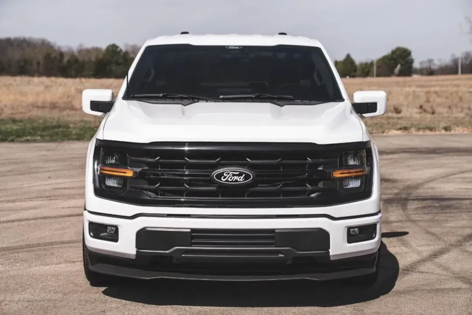 2024 Ford F-150 XL (1FTMF1L55RK) with an 5.0L engine, Automatic transmission, located at 12836 Highway 21, De Soto, MO, 63020, (636) 337-7777, 38.151867, -90.575615 - **Unleash Your Adventures with the 2024 Ford F-150 XL at Pettus Ford De Soto!**<br /> <br /> Are you ready to elevate your driving experience? Whether you're hauling gear for a weekend camping trip, commuting through the bustling streets of De Soto, or navigating off-road trails, the 2024 Ford F-150 - Photo#14