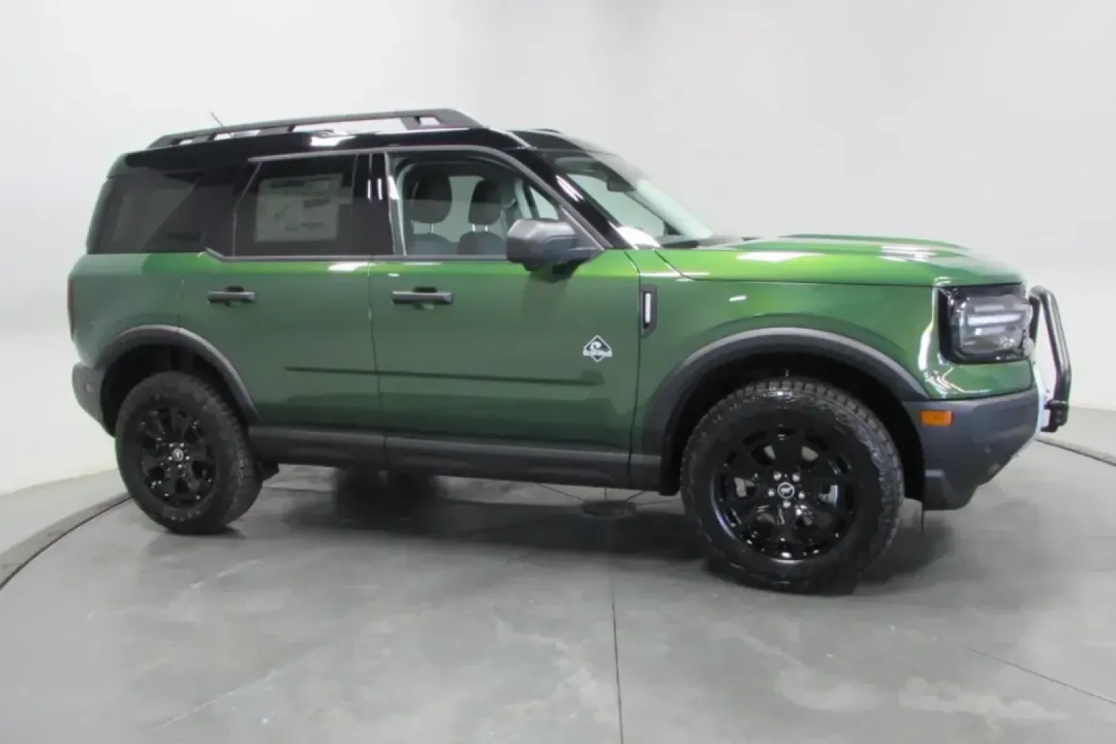 2025 Ford Bronco Sport Outer Banks (3FMCR9CN6SR) with an 1.5L EcoBoost engine, Automatic transmission, located at 12836 Highway 21, De Soto, MO, 63020, (636) 337-7777, 38.151867, -90.575615 - **Conquer New Terrain with the 2025 Ford Bronco Sport Outer Banks at Pettus Ford De Soto!**<br /> <br /> Are you ready to transform your weekends with thrilling off-road adventures? The 2025 Ford Bronco Sport Outer Banks is your perfect companion, designed for those who crave exploration, comfort, a - Photo#2