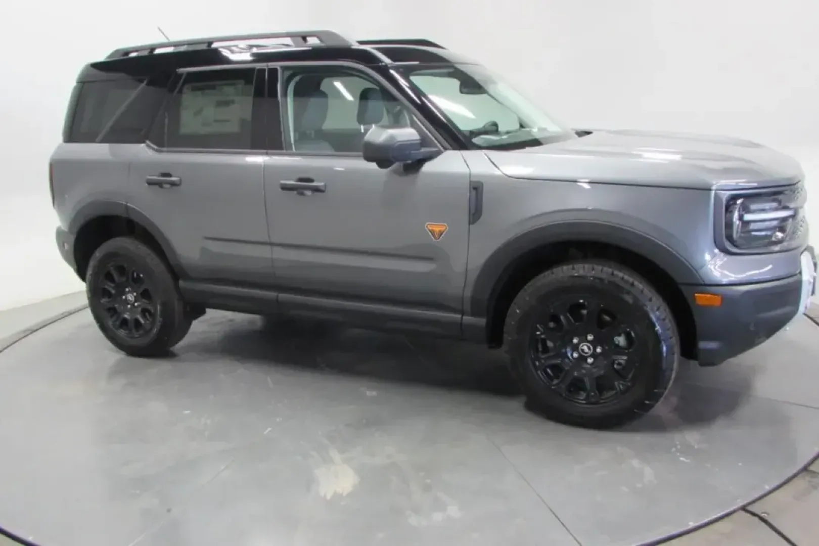 2025 /Dark Space Gray Cloth Ford Bronco Sport Badlands (3FMCR9DA4SR) with an 2.0L EcoBoost engine, Automatic transmission, located at 12836 Highway 21, De Soto, MO, 63020, (636) 337-7777, 38.151867, -90.575615 - **Unleash Your Adventurous Spirit with the 2025 Ford Bronco Sport Badlands at Pettus Ford De Soto!**<br /> <br /> If you're searching for a vehicle that can keep up with your active lifestyle, look no further than the stunning 2025 Ford Bronco Sport Badlands, available now at Pettus Ford De Soto. Th - Photo#2