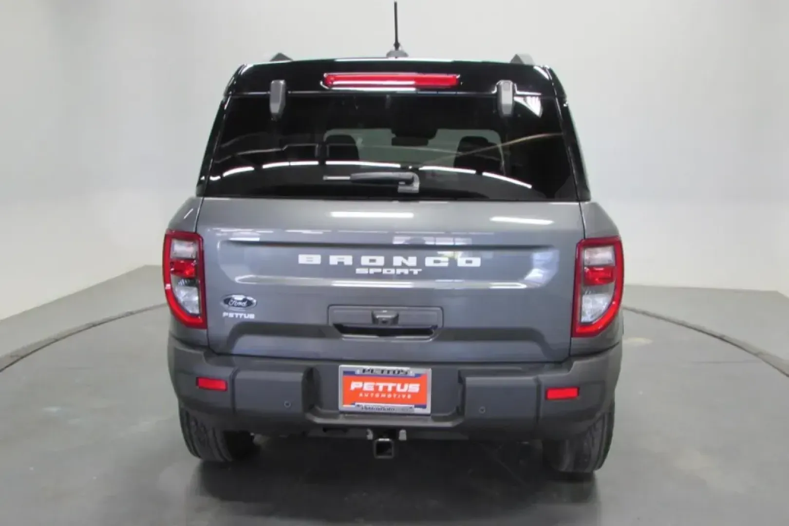 2025 /Dark Space Gray Cloth Ford Bronco Sport Badlands (3FMCR9DA4SR) with an 2.0L EcoBoost engine, Automatic transmission, located at 12836 Highway 21, De Soto, MO, 63020, (636) 337-7777, 38.151867, -90.575615 - **Unleash Your Adventurous Spirit with the 2025 Ford Bronco Sport Badlands at Pettus Ford De Soto!**<br /> <br /> If you're searching for a vehicle that can keep up with your active lifestyle, look no further than the stunning 2025 Ford Bronco Sport Badlands, available now at Pettus Ford De Soto. Th - Photo#5