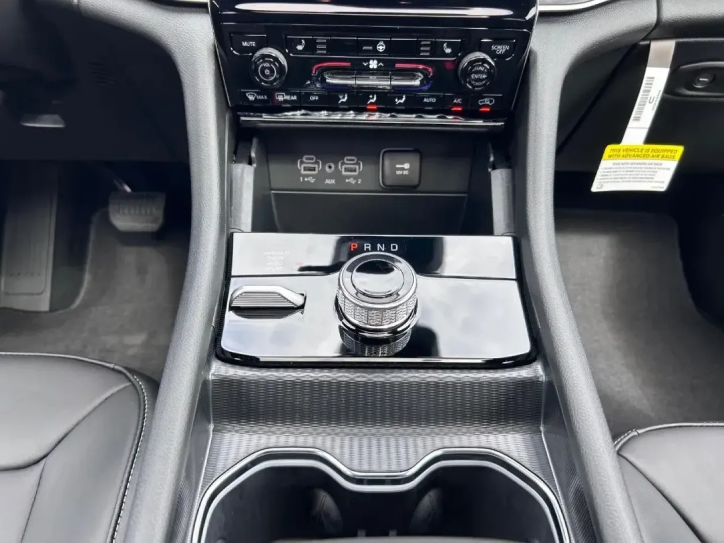 2025 /Global Black Leather Jeep Grand Cherokee Limited (1C4RJHBG8SC) with an 3.6L V6 24V VVT UPG I engine, located at 970 Woodlawn Dr., Farmington, MO, 63640, (573) 431-7800, 37.825642, -90.468674 - ### Discover Adventure with the 2025 Jeep Grand Cherokee Limited at Pettus CDJR Farmington!<br /> <br /> Are you ready to elevate your lifestyle with a vehicle that seamlessly blends luxury, utility, and performance? Look no further than the stunning 2025 Jeep Grand Cherokee Limited, now available a - Photo#17