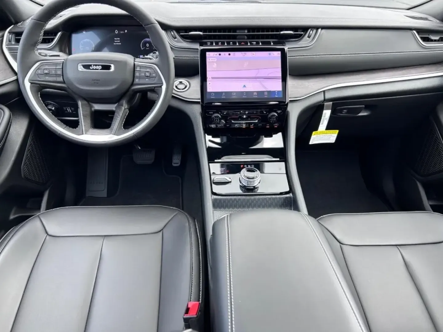 2025 /Global Black Leather Jeep Grand Cherokee Limited (1C4RJHBG8SC) with an 3.6L V6 24V VVT UPG I engine, located at 970 Woodlawn Dr., Farmington, MO, 63640, (573) 431-7800, 37.825642, -90.468674 - ### Discover Adventure with the 2025 Jeep Grand Cherokee Limited at Pettus CDJR Farmington!<br /> <br /> Are you ready to elevate your lifestyle with a vehicle that seamlessly blends luxury, utility, and performance? Look no further than the stunning 2025 Jeep Grand Cherokee Limited, now available a - Photo#11